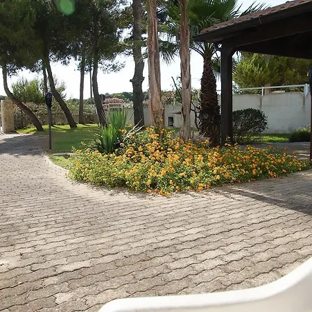 Holiday home Villetta Angela